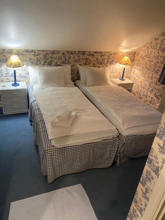 Apertins Hotell Kil Ngoại thất bức ảnh