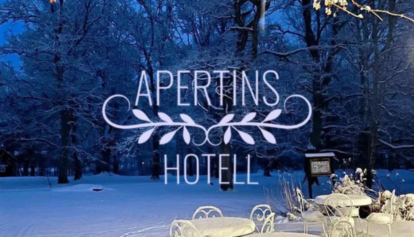 Apertins Hotell Kil Ngoại thất bức ảnh